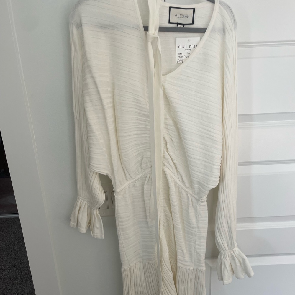 Alexis ruched long sleeve dress never worn